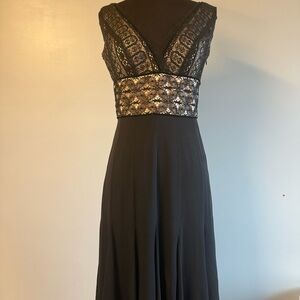 Womens Elie Tahari Black Lace Overlay V-neck Nude Lining